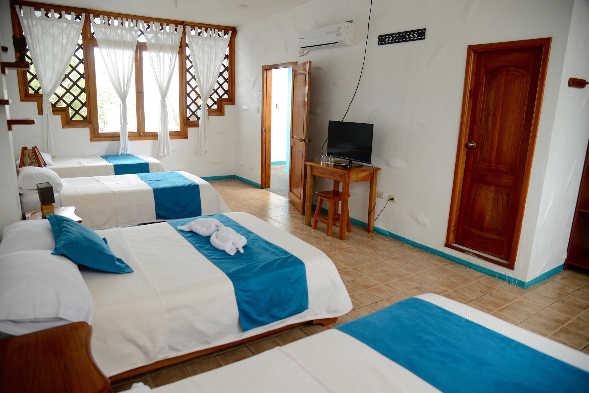 Galapagos Native Hostel Puerto Ayora Kültér fotó