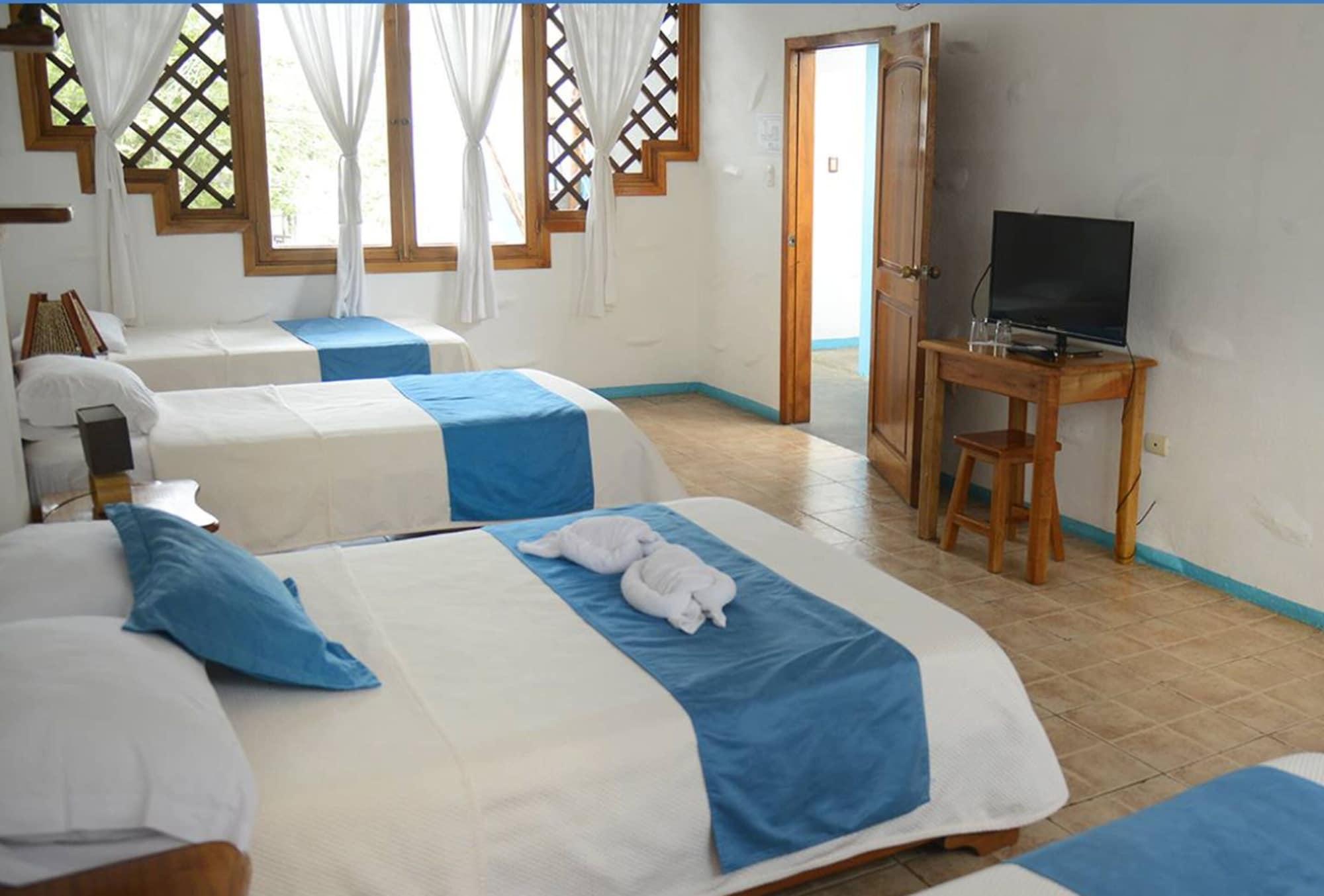 Galapagos Native Hostel Puerto Ayora Kültér fotó