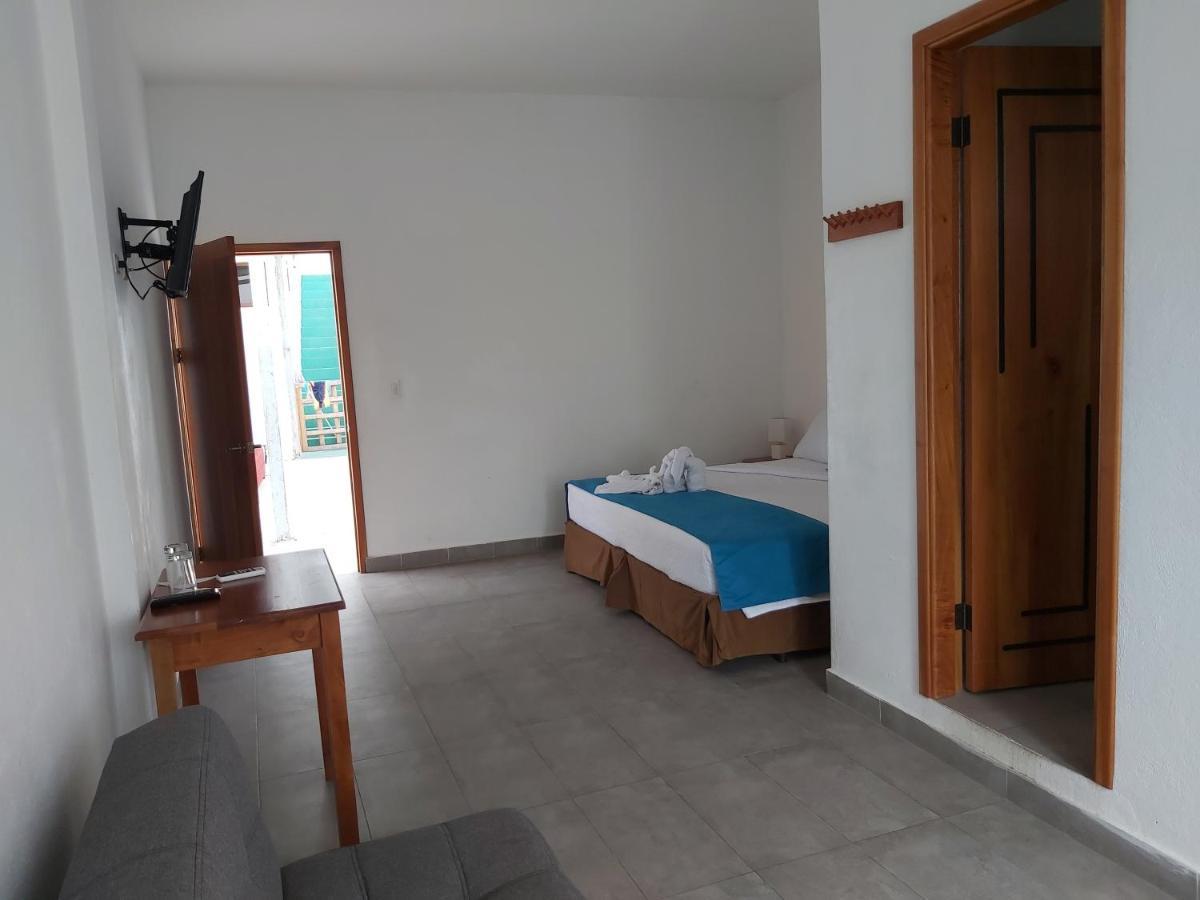 Galapagos Native Hostel Puerto Ayora Kültér fotó