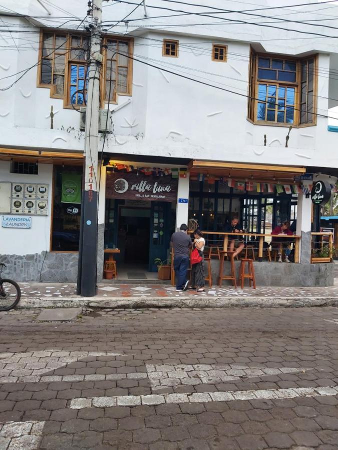 Galapagos Native Hostel Puerto Ayora Kültér fotó